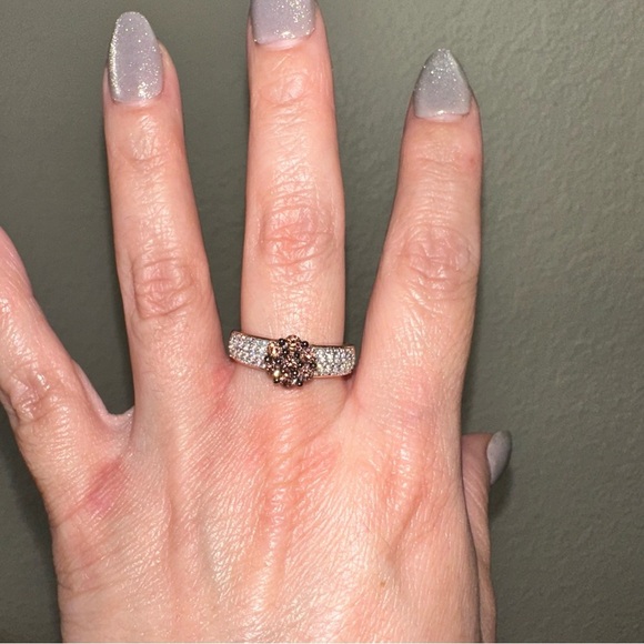 Lab Champagne Diamonds band ring in rose gold - Picture 3 of 6